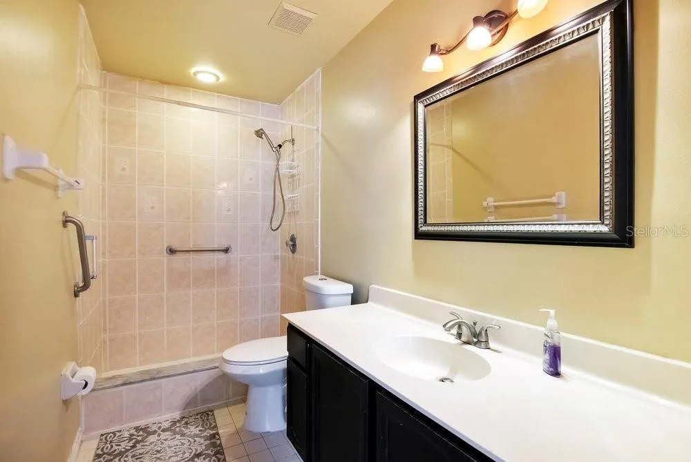 2604 ALBION AVENUE Orlando, FL 32833