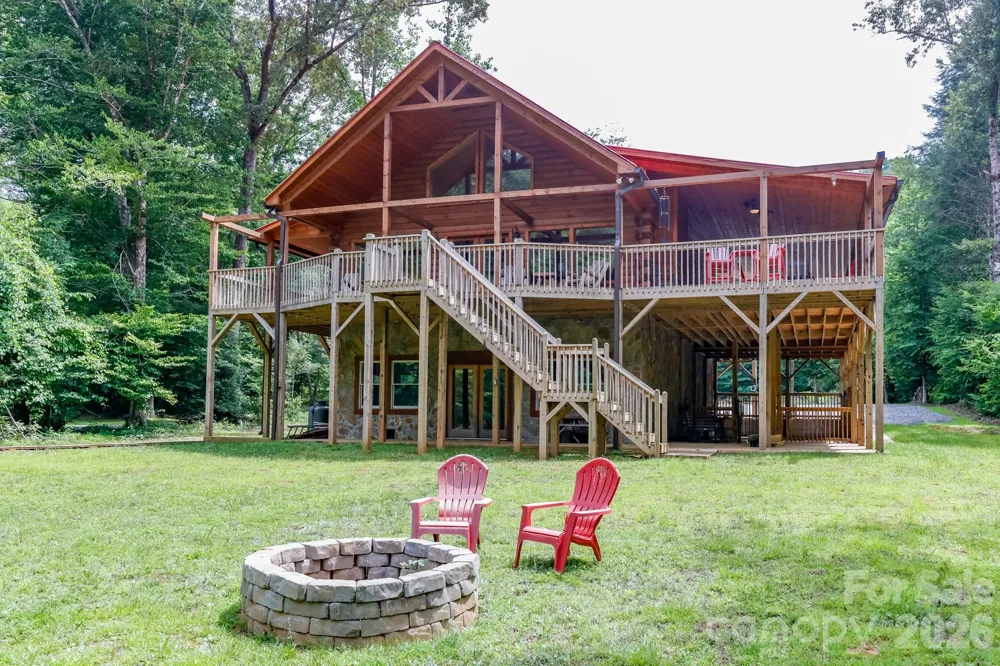 371 Redbird Drive Lake Lure, NC 28746
