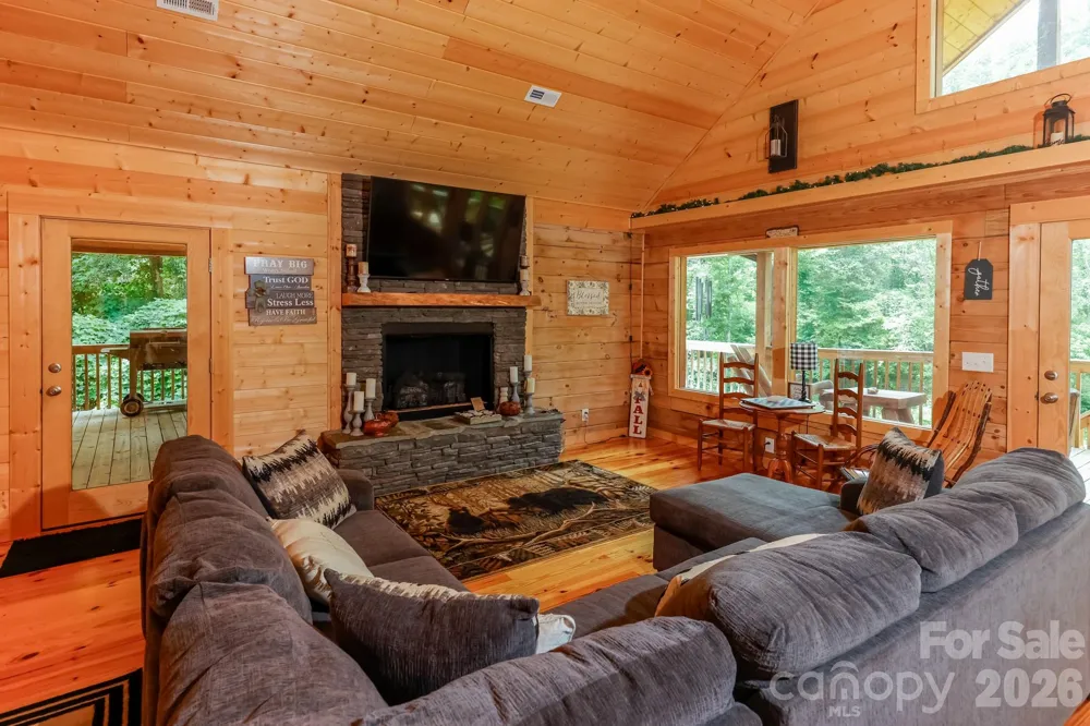 371 Redbird Drive Lake Lure, NC 28746