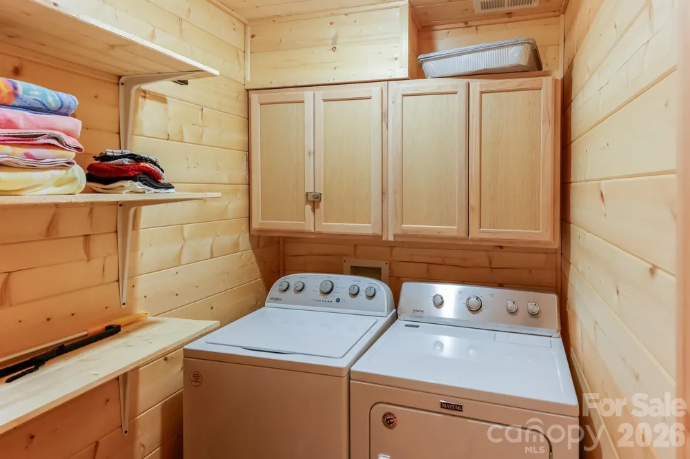 371 Redbird Drive Lake Lure, NC 28746