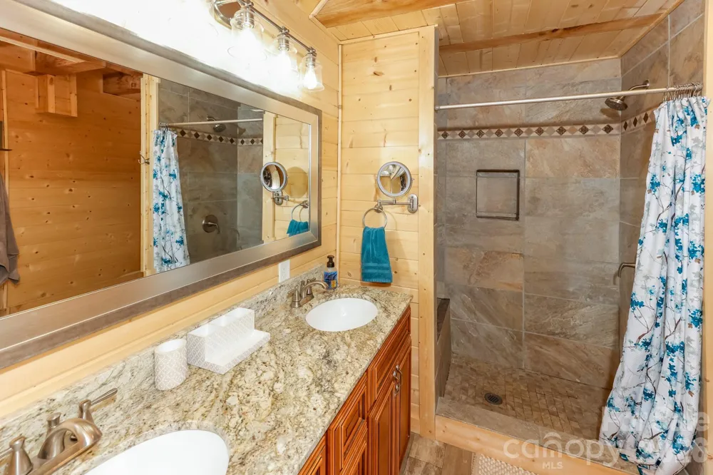371 Redbird Drive Lake Lure, NC 28746