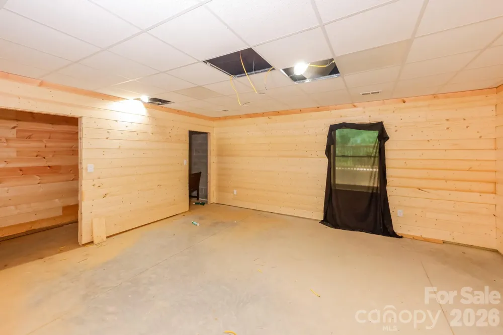 371 Redbird Drive Lake Lure, NC 28746