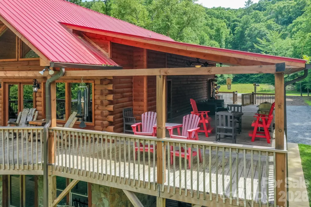 371 Redbird Drive Lake Lure, NC 28746