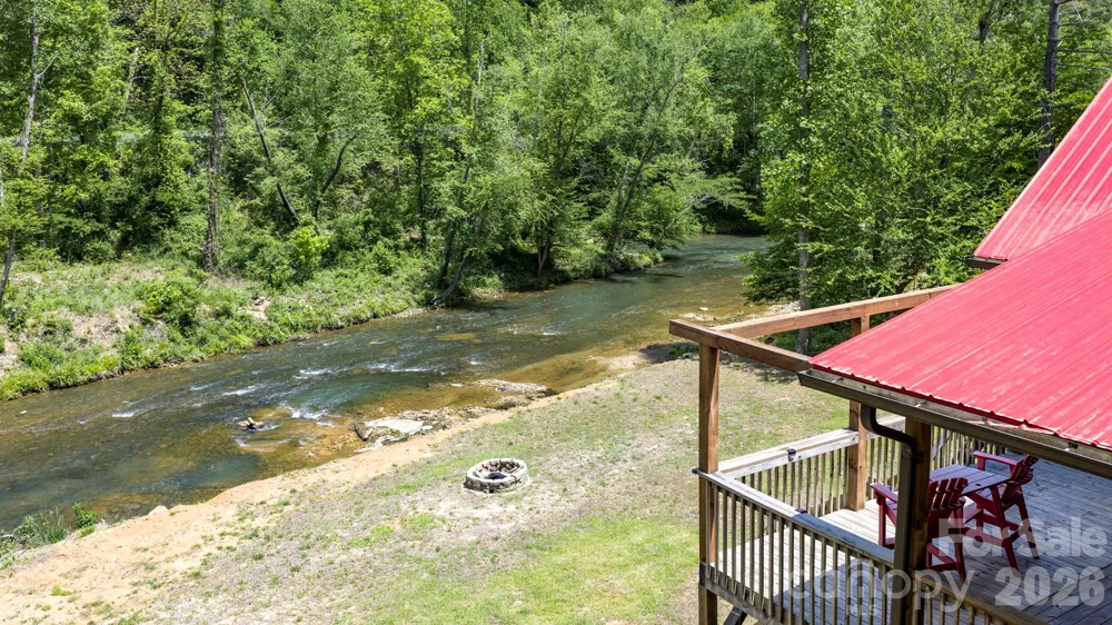 371 Redbird Drive Lake Lure, NC 28746