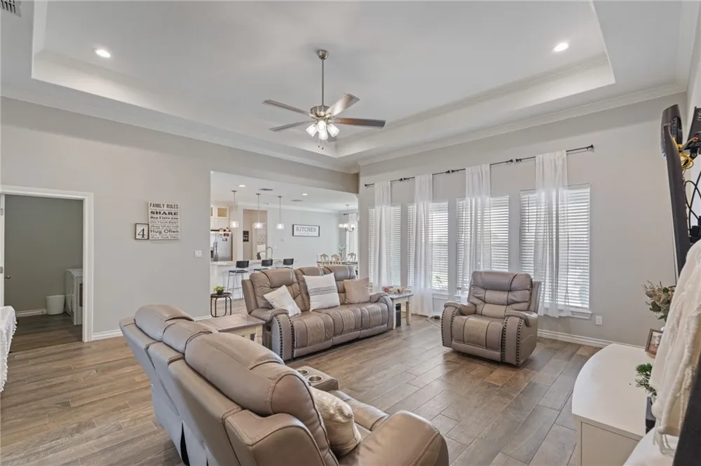 14230 Bowman Court Robstown, TX 78380