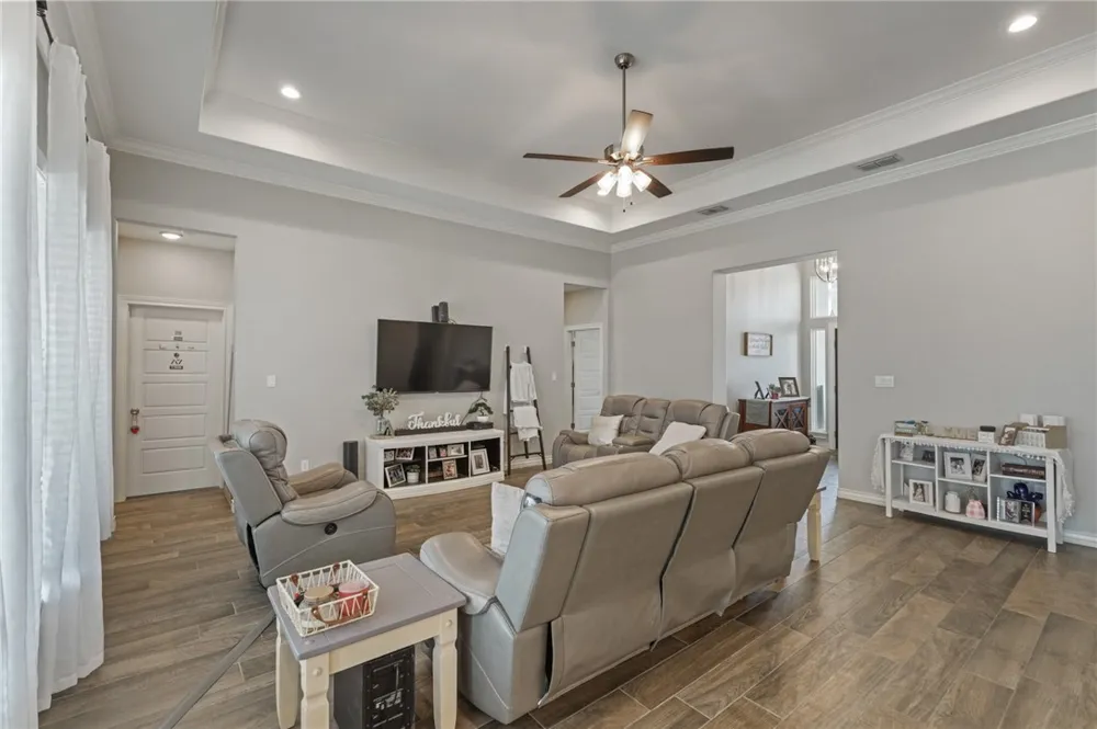 14230 Bowman Court Robstown, TX 78380