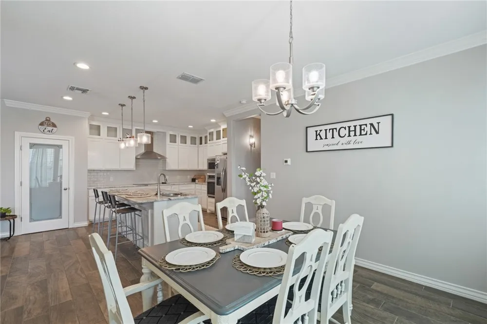 14230 Bowman Court Robstown, TX 78380
