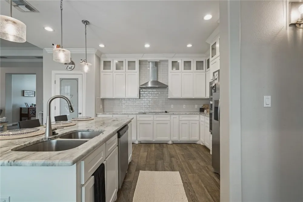 14230 Bowman Court Robstown, TX 78380