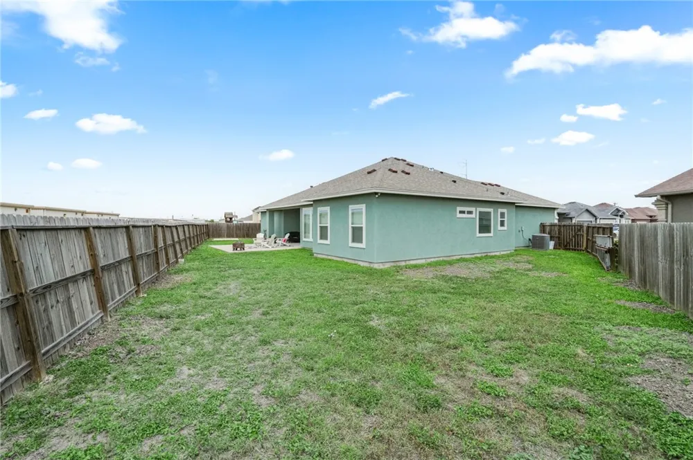 14230 Bowman Court Robstown, TX 78380