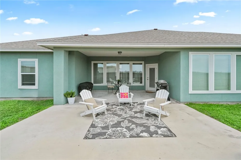 14230 Bowman Court Robstown, TX 78380
