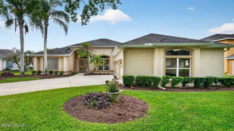 6099 Sabal Hammock Circle