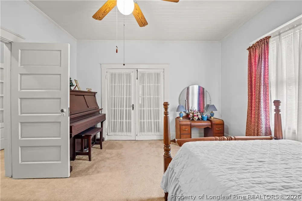 203 E Clinton Street Roseboro, NC 28382