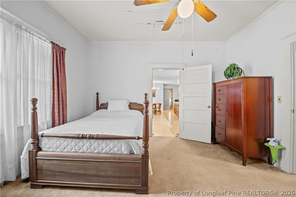 203 E Clinton Street Roseboro, NC 28382