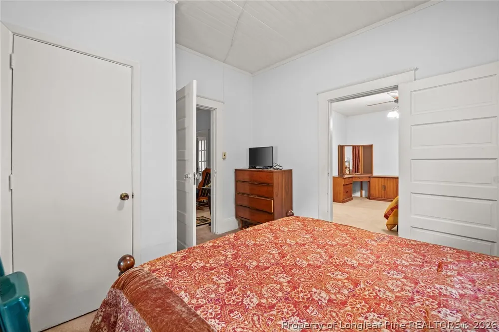 203 E Clinton Street Roseboro, NC 28382