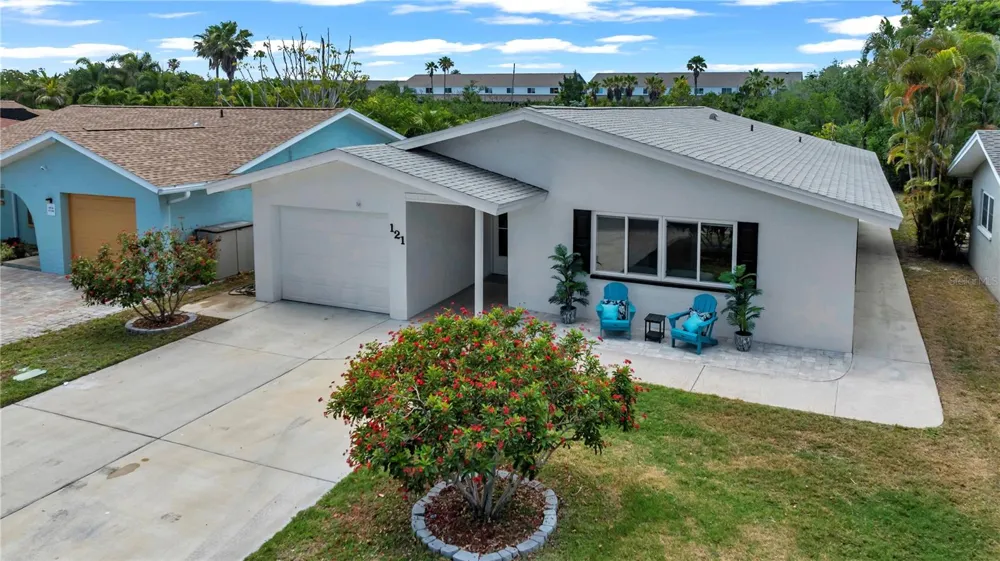 121 10TH AVE Indian Rocks Beach, FL 33785