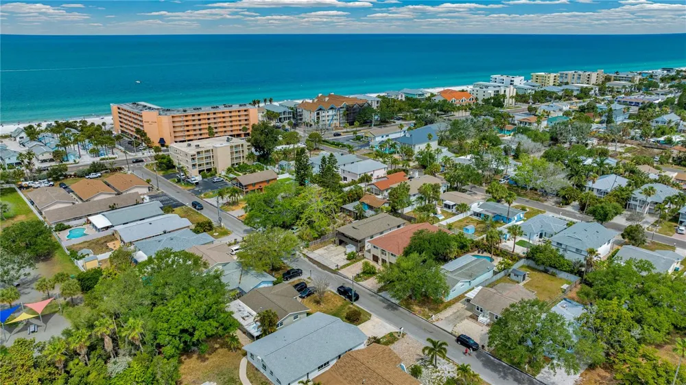 121 10TH AVE Indian Rocks Beach, FL 33785