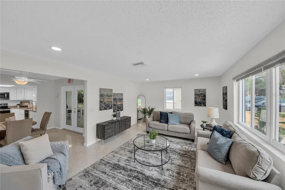 121 10TH AVE Indian Rocks Beach, FL 33785