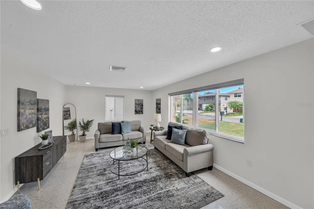 121 10TH AVE Indian Rocks Beach, FL 33785