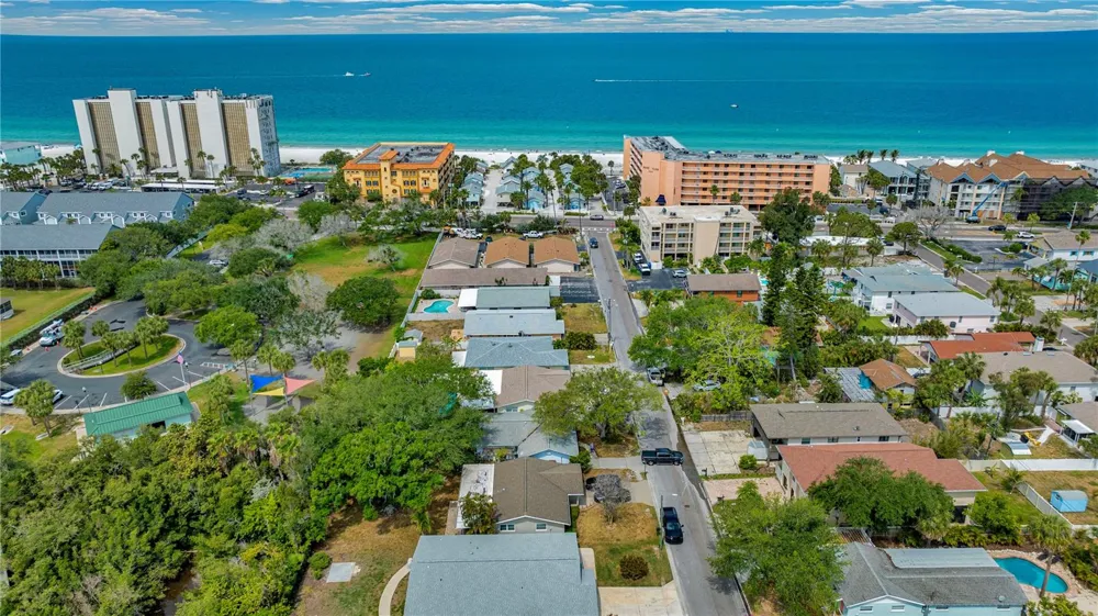 121 10TH AVE Indian Rocks Beach, FL 33785