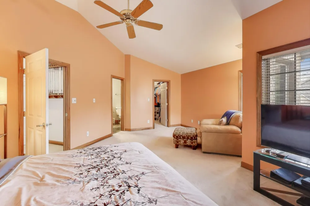1617 Cherry Blossom Drive Munster, IN 46321