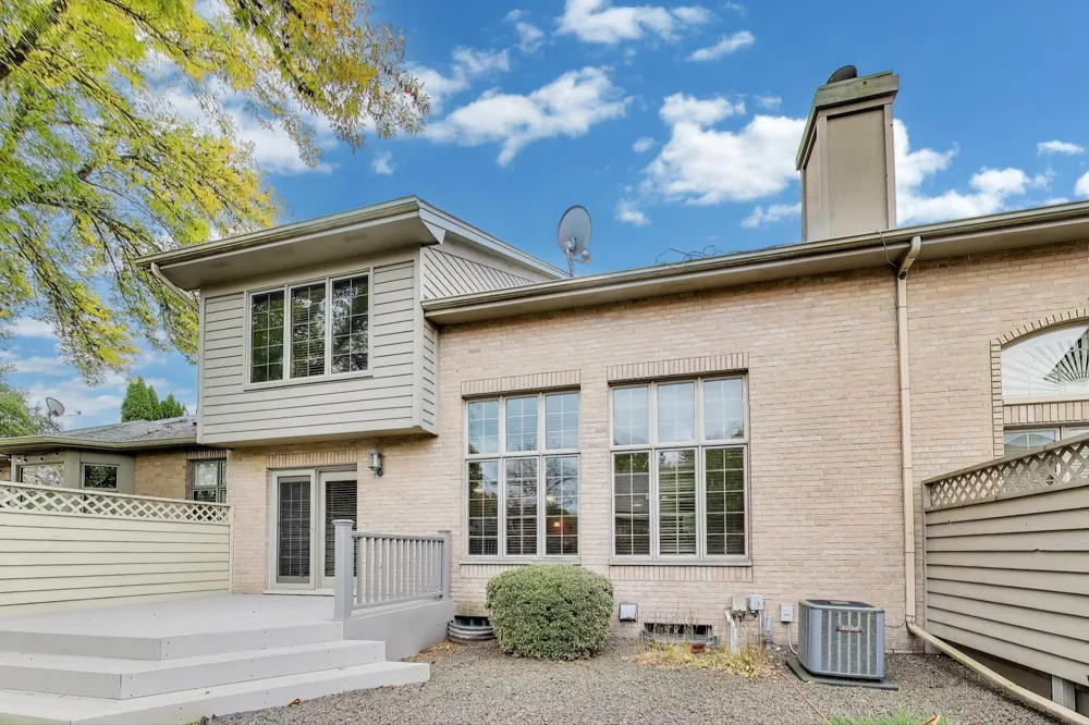 1617 Cherry Blossom Drive Munster, IN 46321