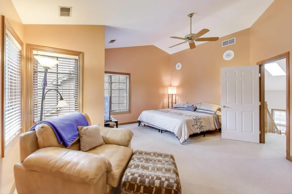 1617 Cherry Blossom Drive Munster, IN 46321