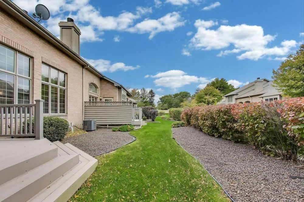 1617 Cherry Blossom Drive Munster, IN 46321