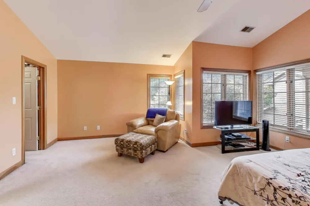 1617 Cherry Blossom Drive Munster, IN 46321