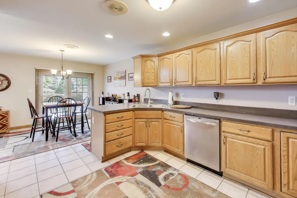 1617 Cherry Blossom Drive Munster, IN 46321