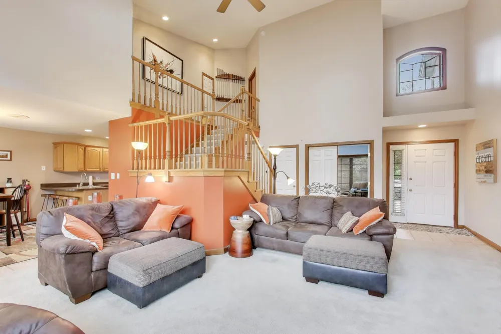 1617 Cherry Blossom Drive Munster, IN 46321