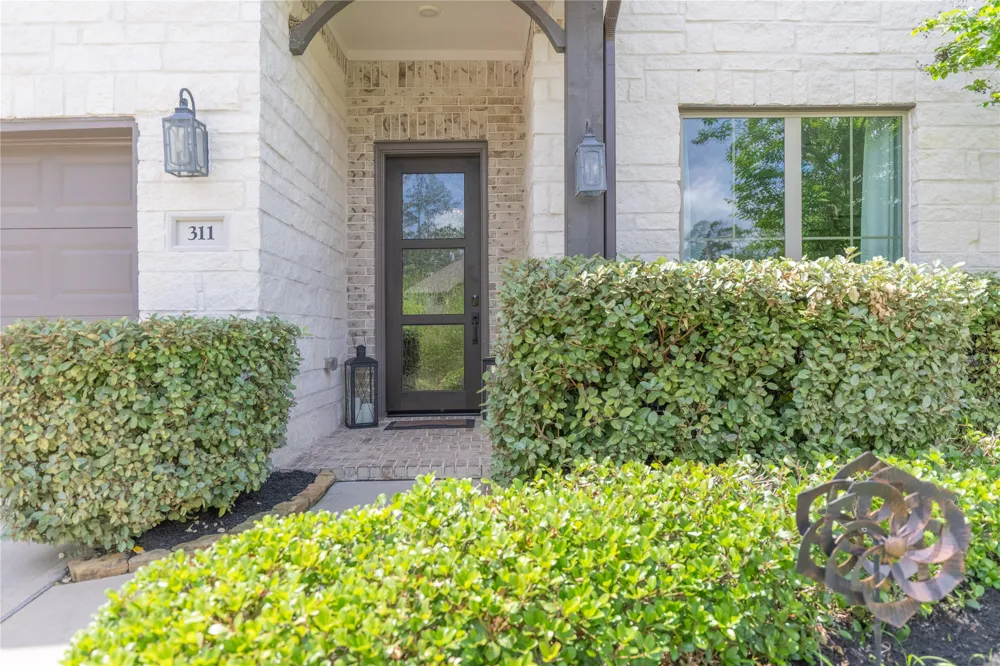 311 Southern Red Court Willis, TX 77318
