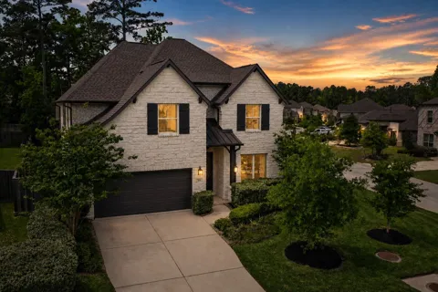311 Southern Red Court