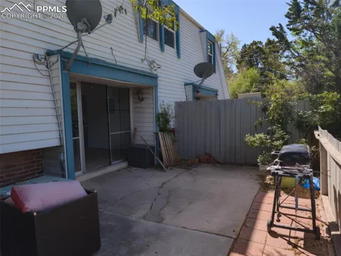 3001 E Fountain Boulevard