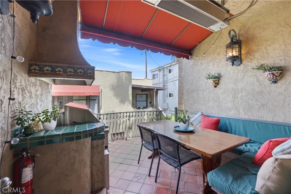 3409 E 2nd Long Beach, CA 90803