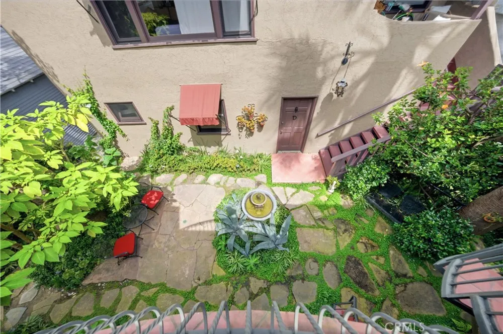 3409 E 2nd Long Beach, CA 90803