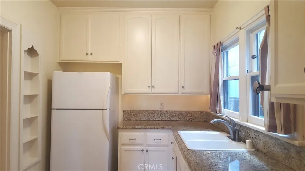 3409 E 2nd Long Beach, CA 90803