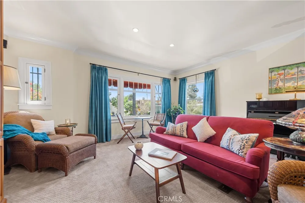 3409 E 2nd Long Beach, CA 90803