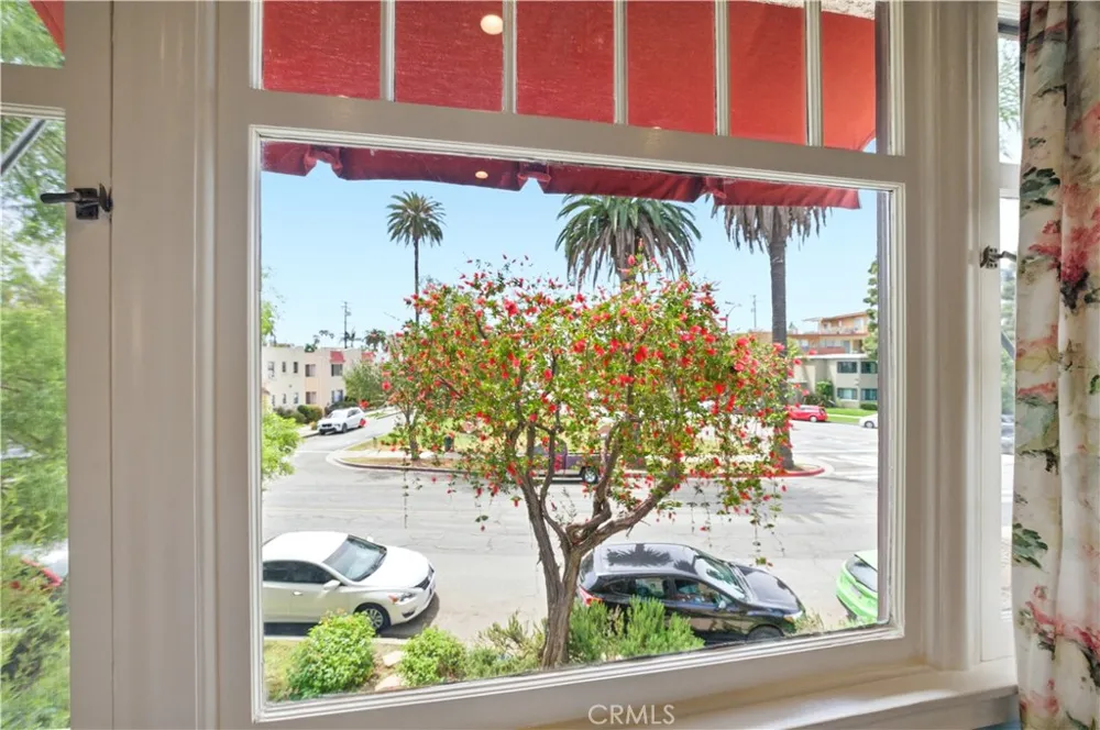 3409 E 2nd Long Beach, CA 90803