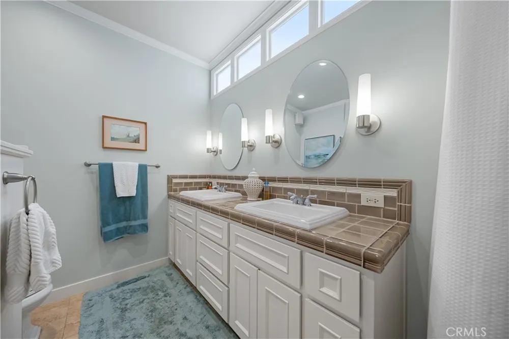 3409 E 2nd Long Beach, CA 90803