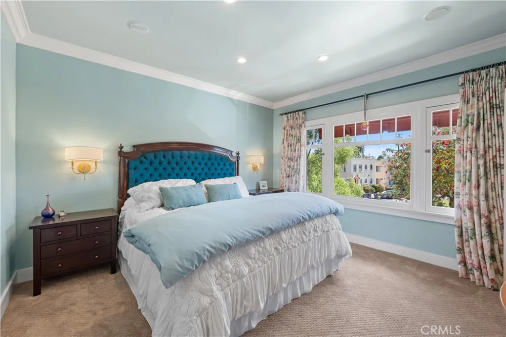 3409 E 2nd Long Beach, CA 90803