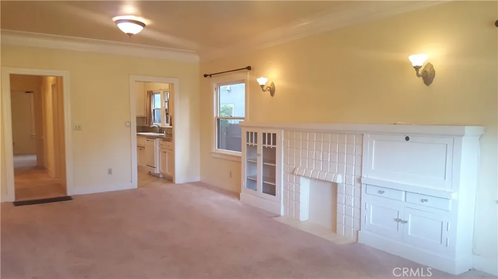 3409 E 2nd Long Beach, CA 90803