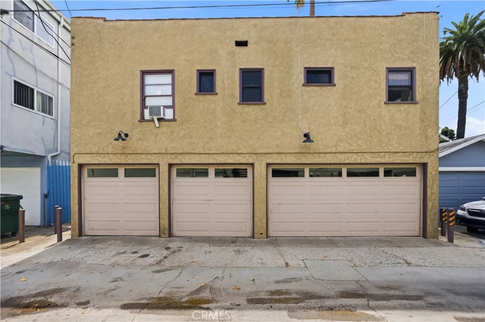 3409 E 2nd Long Beach, CA 90803