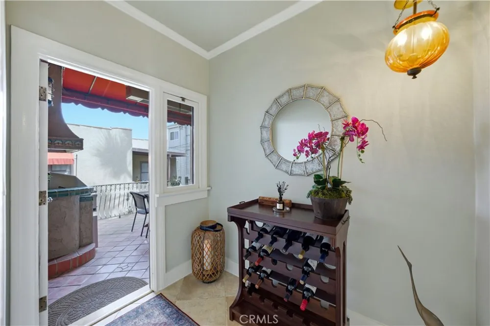 3409 E 2nd Long Beach, CA 90803