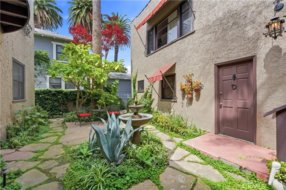 3409 E 2nd Long Beach, CA 90803
