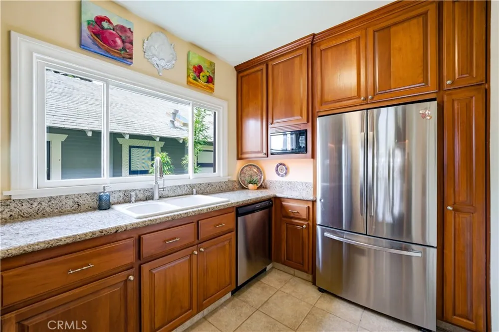 3409 E 2nd Long Beach, CA 90803