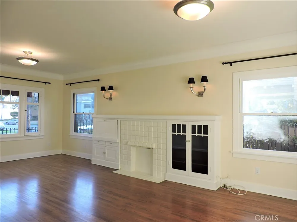 3409 E 2nd Long Beach, CA 90803