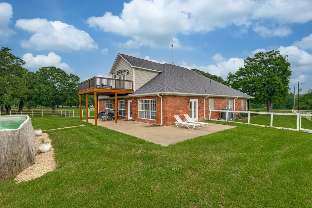9412 Private Road 2425 Poetry, TX 75160