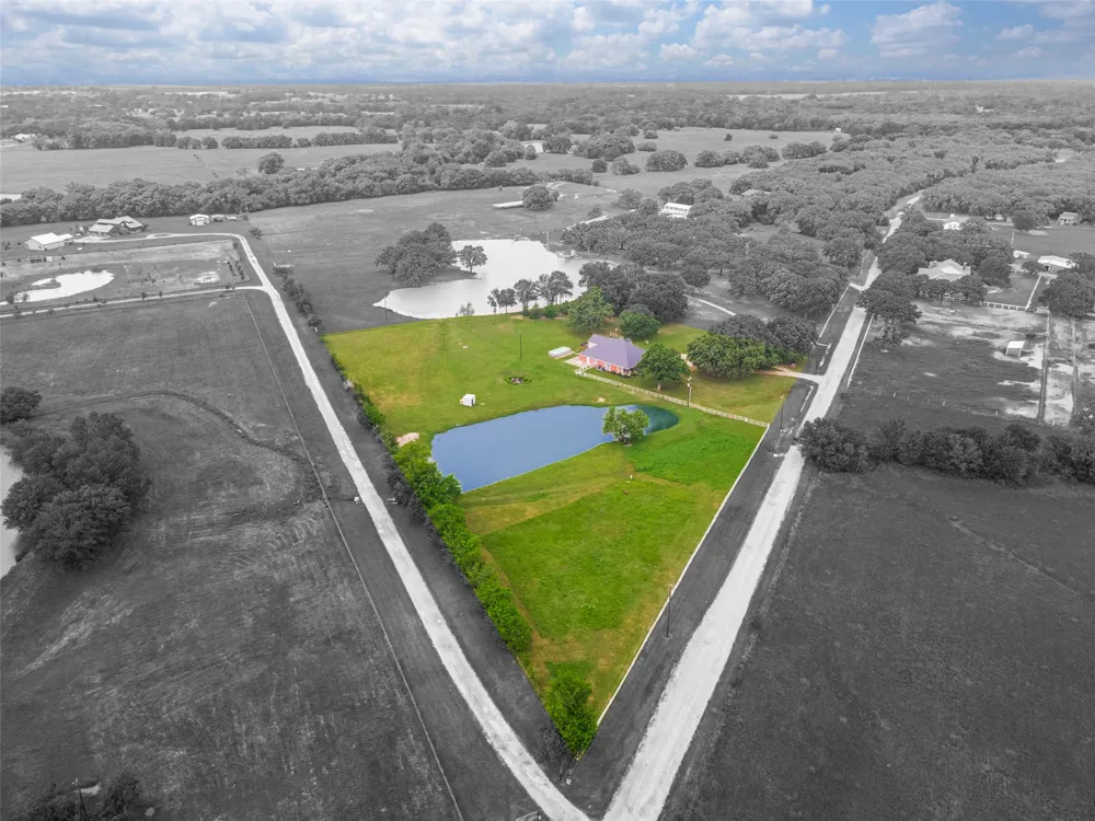 9412 Private Road 2425 Poetry, TX 75160