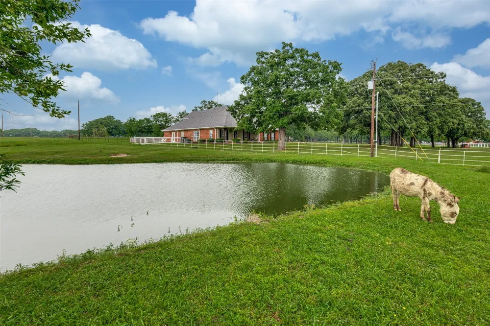 9412 Private Road 2425 Poetry, TX 75160