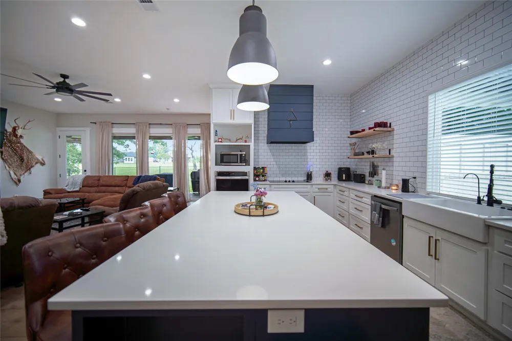 230 Driftwood Court Runaway Bay, TX 76426